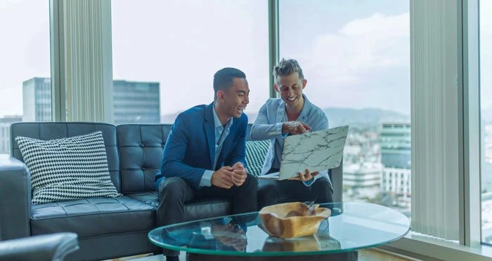 L’agent IA comme copilote : vers une nouvelle collaboration homme-machine dans les professions juridiques